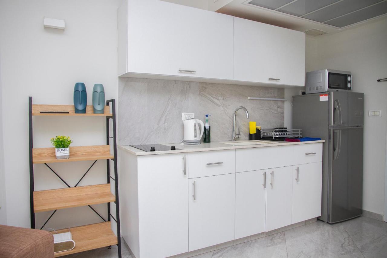 Apartments4You Leonardo 11 Bat Yam Buitenkant foto